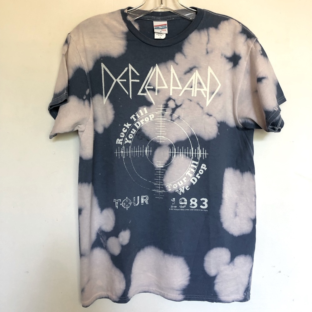Def Leppard Rock Till You Drop  T Shirt